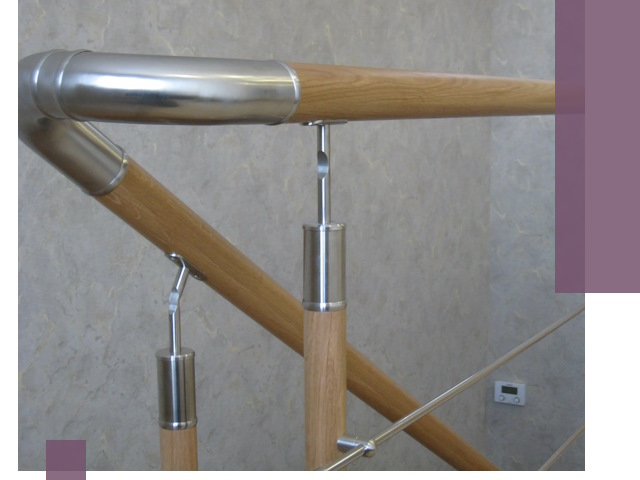 Комбинированные перила на заказ в Острогожске — монтаж и производство