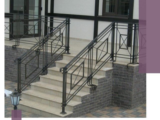 Перила для крыльца в Острогожске — монтаж, изготовление и установка