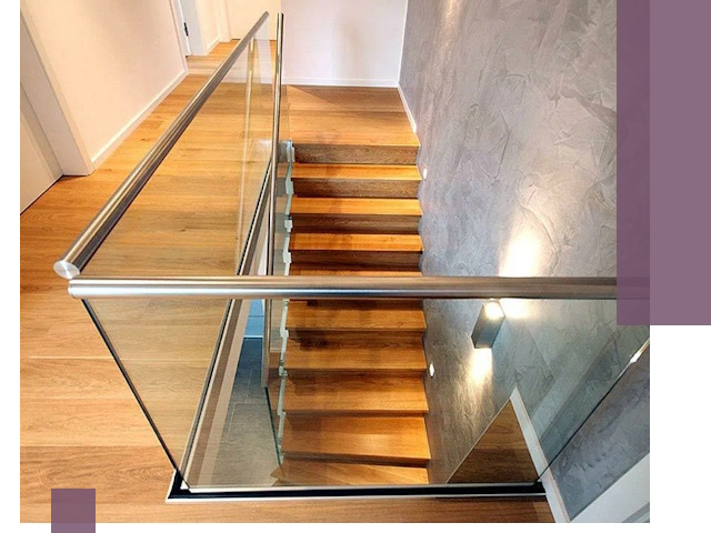 Перила для лестницы в доме — изготовление и монтаж в Острогожске