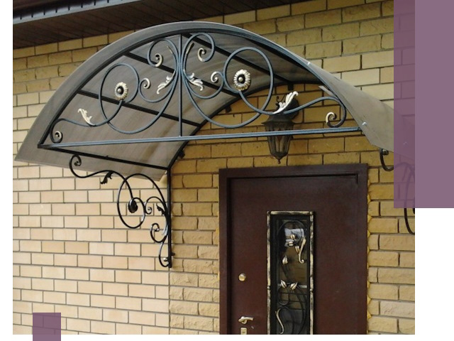 Изготовление козырьков из металла под ключ в Острогожске