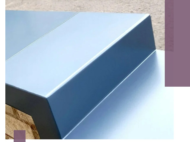 Крышки на парапет в Острогожске: изготовление и монтаж под ключ